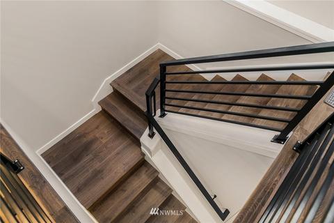 1060 E Harrison St, Seattle, WA 98102 photo 18