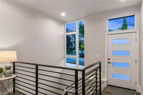 1060 E Harrison St, Seattle, WA 98102 photo 19