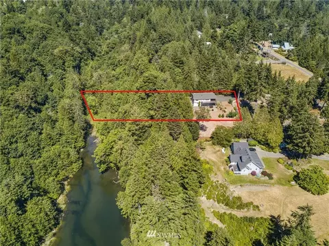 102 E Columbine Ln, Grapeview, WA 98546 photo 3
