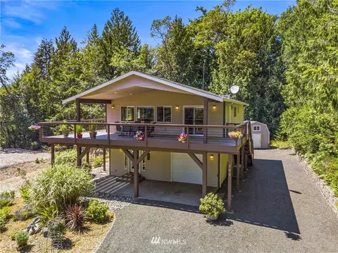 102 E Columbine Ln, Grapeview, WA 98546 photo 2