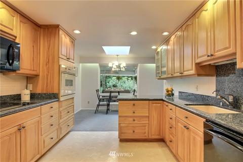 9021 NE 188th Pl, Bothell, WA 98011 photo 18