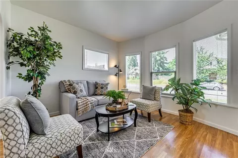 2005 Oakes Ave, Everett, WA 98201 photo 4