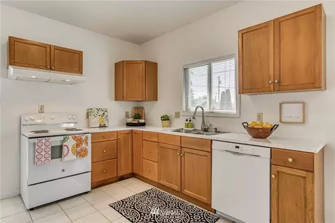 2005 Oakes Ave, Everett, WA 98201 photo 10