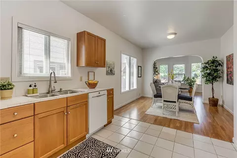 2005 Oakes Ave, Everett, WA 98201 photo 9