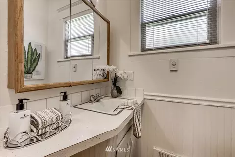 2005 Oakes Ave, Everett, WA 98201 photo 19