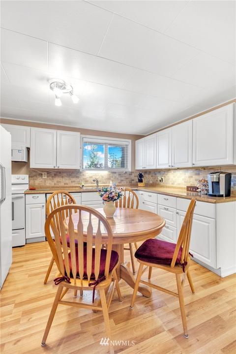 6517 Olympic Dr SE, Everett, WA 98203 photo 6