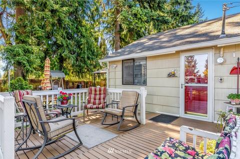 6517 Olympic Dr SE, Everett, WA 98203 photo 13