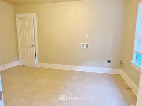 5601 S 2nd Ave, Everett, WA 98203 photo 8