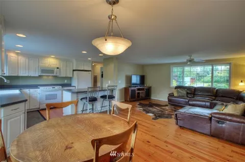 24102 SE 400th St, Enumclaw, WA 98022 photo 28