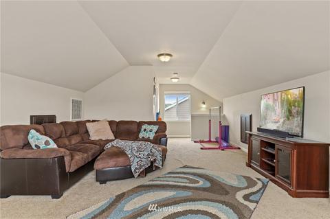 210 Balmer St SW, Orting, WA 98360 photo 3