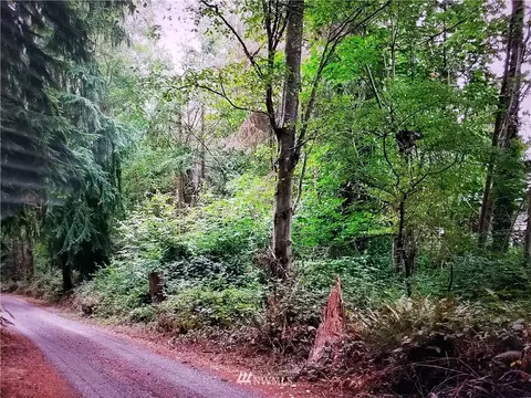 317 Nn 51st Ave SW, Federal Way, WA 98023