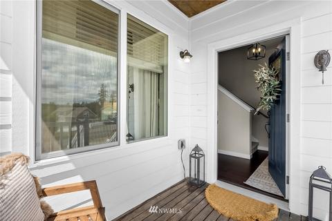 71 E Brady Loop, Allyn, WA 98524 photo 5