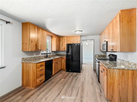 4905 223rd St E, Spanaway, WA 98387 photo 4