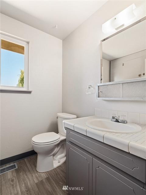 4905 223rd St E, Spanaway, WA 98387 photo 9