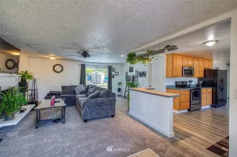 16401 17th Ave E, Spanaway, WA 98387 photo 6