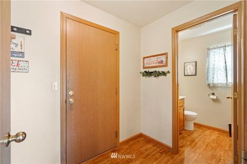 15215 64th St E, Sumner, WA 98390 photo 15