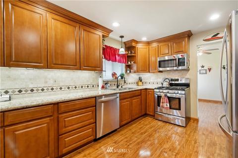 15215 64th St E, Sumner, WA 98390 photo 10