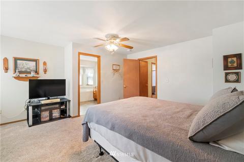 15215 64th St E, Sumner, WA 98390 photo 19