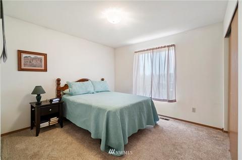 15215 64th St E, Sumner, WA 98390 photo 23