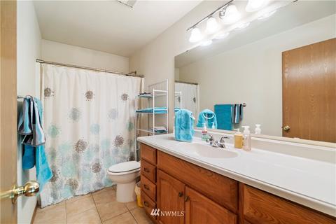 15215 64th St E, Sumner, WA 98390 photo 28