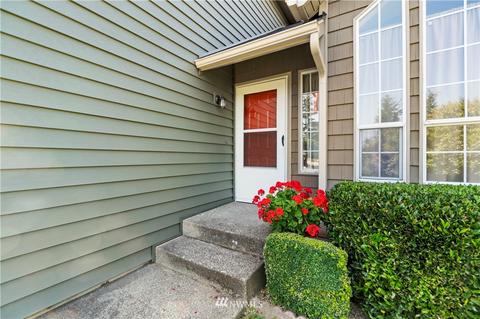 15215 64th St E, Sumner, WA 98390 photo 2
