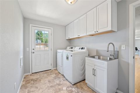 6870 Goodwin Rd, Everson, WA 98247 photo 8