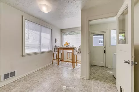 1208 Pacific Ave, Everett, WA 98201 photo 11