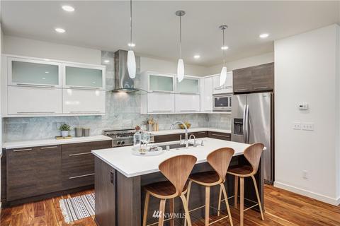 3217 E Spring St, Seattle, WA 98122 photo 9