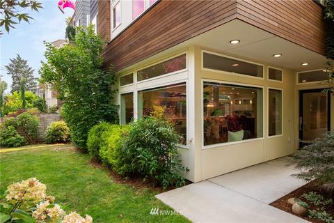 3217 E Spring St, Seattle, WA 98122 photo 2