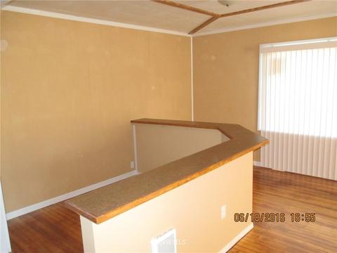 1004 E 2nd, Aberdeen, WA 98520 photo 4
