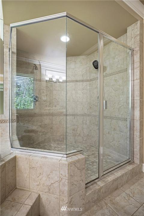 3907 SE 221st Pl, Bothell, WA 98021 photo 30