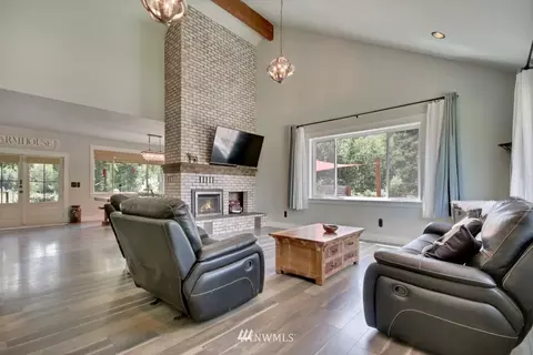 14416 168th St E, Orting, WA 98360 photo 3