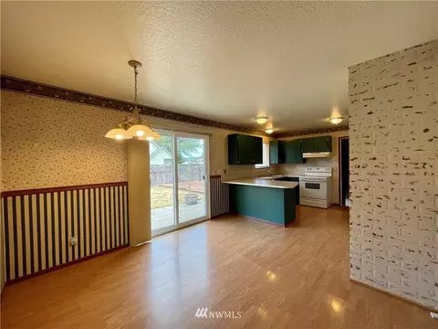 1007 Hilltop Rd, Winlock, WA 98596 photo 5