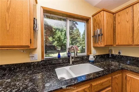 33 W Bedinger Rd, Sequim, WA 98382 photo 8
