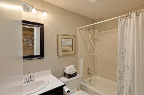 22429 18th Ave SE, Bothell, WA 98021 photo 24