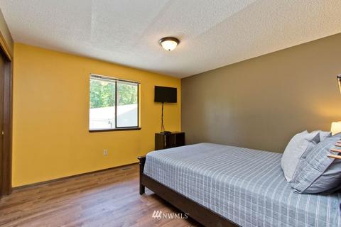 36305 312th Ave SE, Enumclaw, WA 98022 photo 17