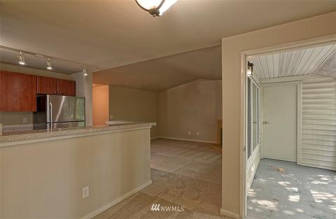 12404 E Gibson Rd #M304, Everett, WA 98204 photo 9