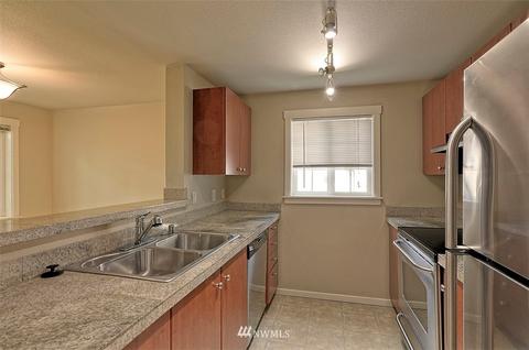 12404 E Gibson Rd #M304, Everett, WA 98204 photo 4
