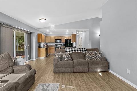 1602 185th St E, Spanaway, WA 98387 photo 9