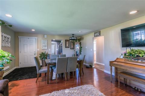 308 Calistoga St W, Orting, WA 98360 photo 8
