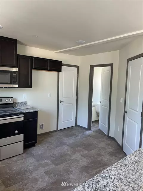 25409 34th Ave E, Spanaway, WA 98387 photo 4