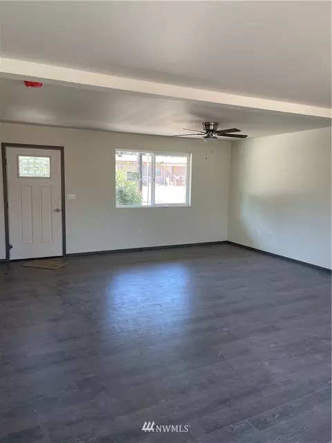 25409 34th Ave E, Spanaway, WA 98387 photo 5