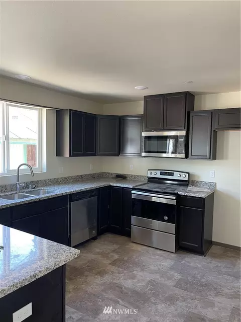25409 34th Ave E, Spanaway, WA 98387 photo 3