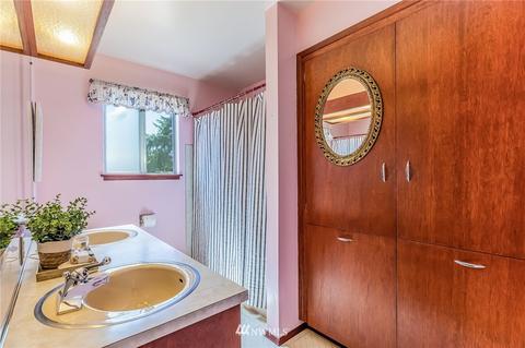 230 160th St SE, Bothell, WA 98012 photo 22