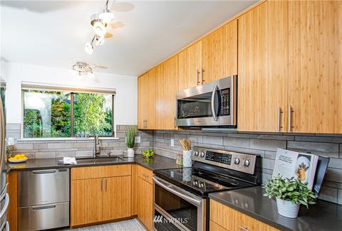 222 221st St SW, Bothell, WA 98021 photo 14