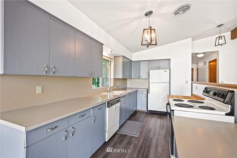 18121 94th Ave NE, Bothell, WA 98011 photo 12