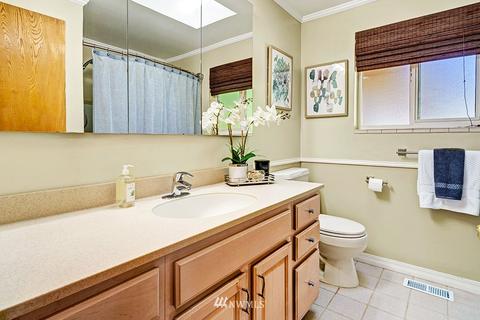 8511 Maple Ln, Edmonds, WA 98026 photo 17