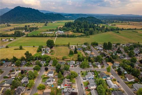 309 Petschauer Pl, Enumclaw, WA 98022 photo 32