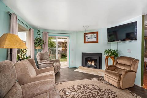 309 Petschauer Pl, Enumclaw, WA 98022 photo 14
