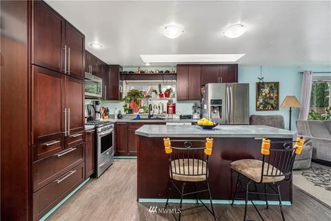 309 Petschauer Pl, Enumclaw, WA 98022 photo 10